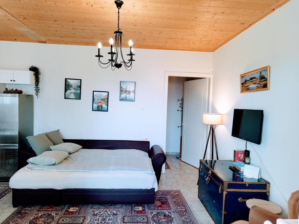 Cozy Cottage For 4 Lávdhas Eksteriør billede